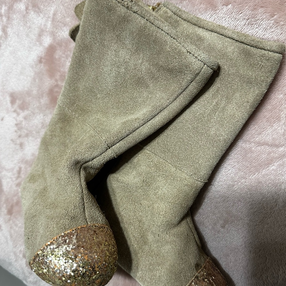 Girl boost - Picture 2 of 2